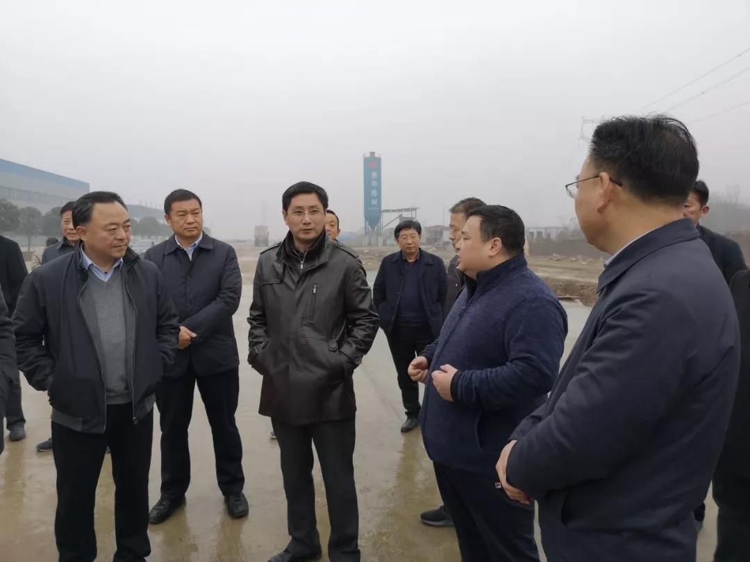 隨州市委、市人大代表團(tuán)蒞臨程力集團(tuán)商用車產(chǎn)業(yè)園視察